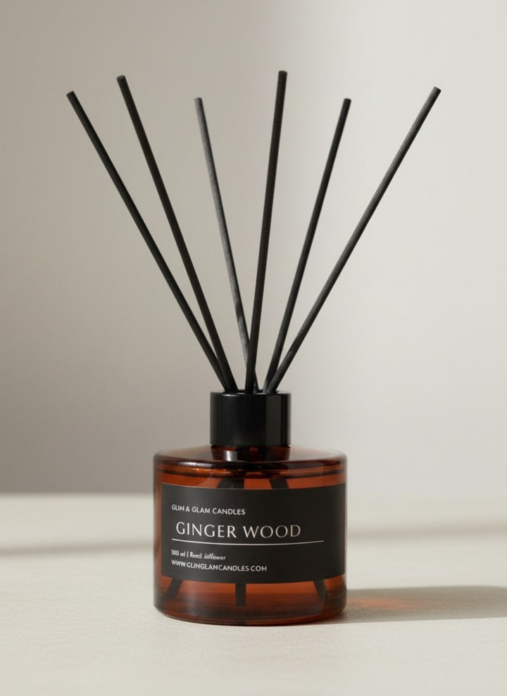 GINGER WOOD REED DIFFUSER in black matte 500 ml bottle, long-lasting luxury home fragrance by Glim Glam